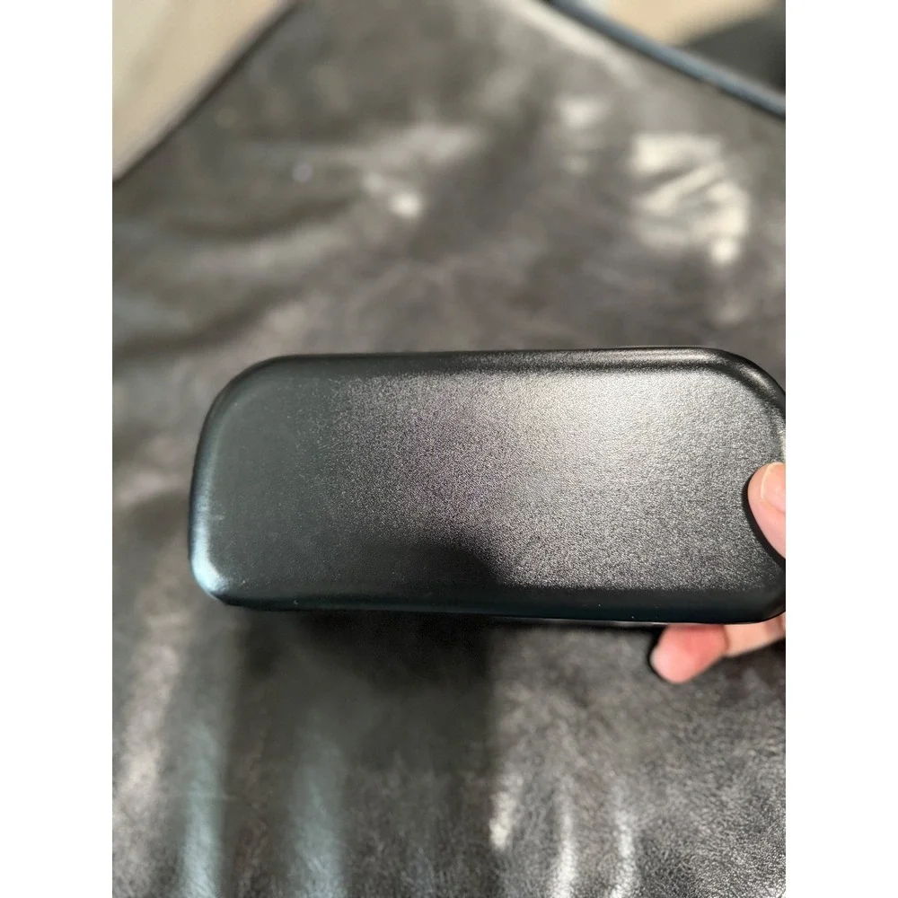 Coach Black Hard Shell Eyeglasses Case with Microfiber‎ Pouch
